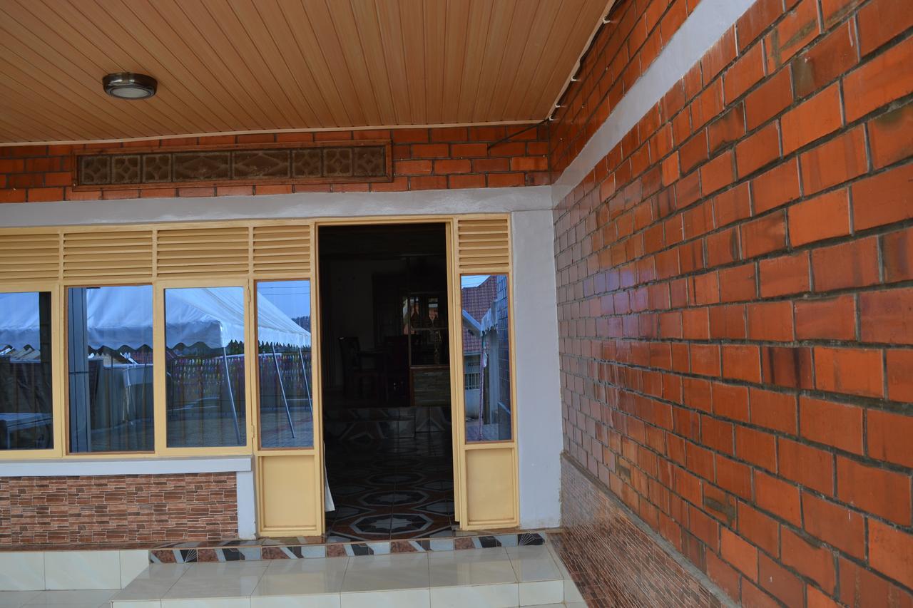 Keva Guest House Кигали Екстериор снимка